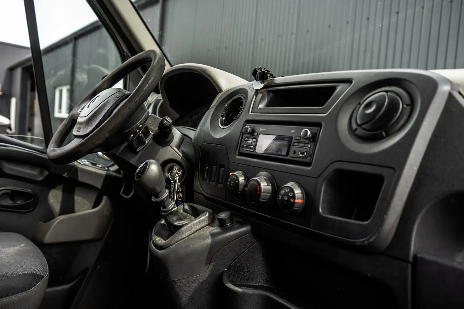 Renault Master 2.3 dCi Eco | Bakwagen met Laadklep | Cruise | Bianco - 2