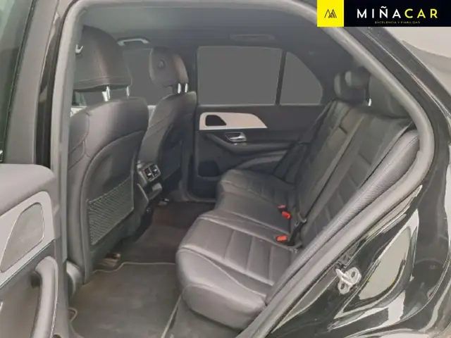 Mercedes-Benz GLE view 5
