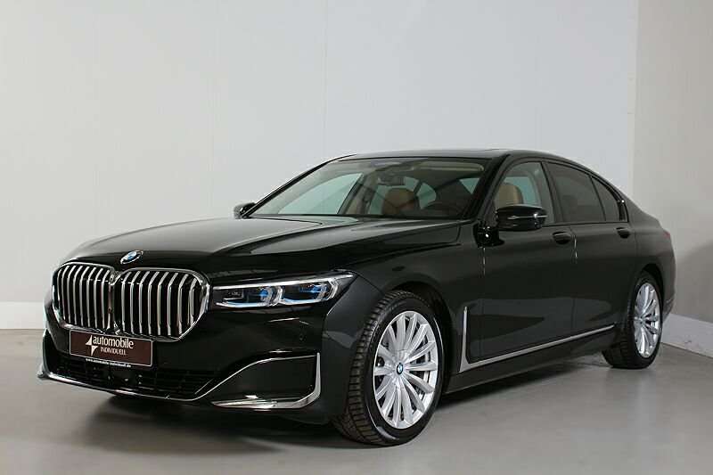 BMW 740