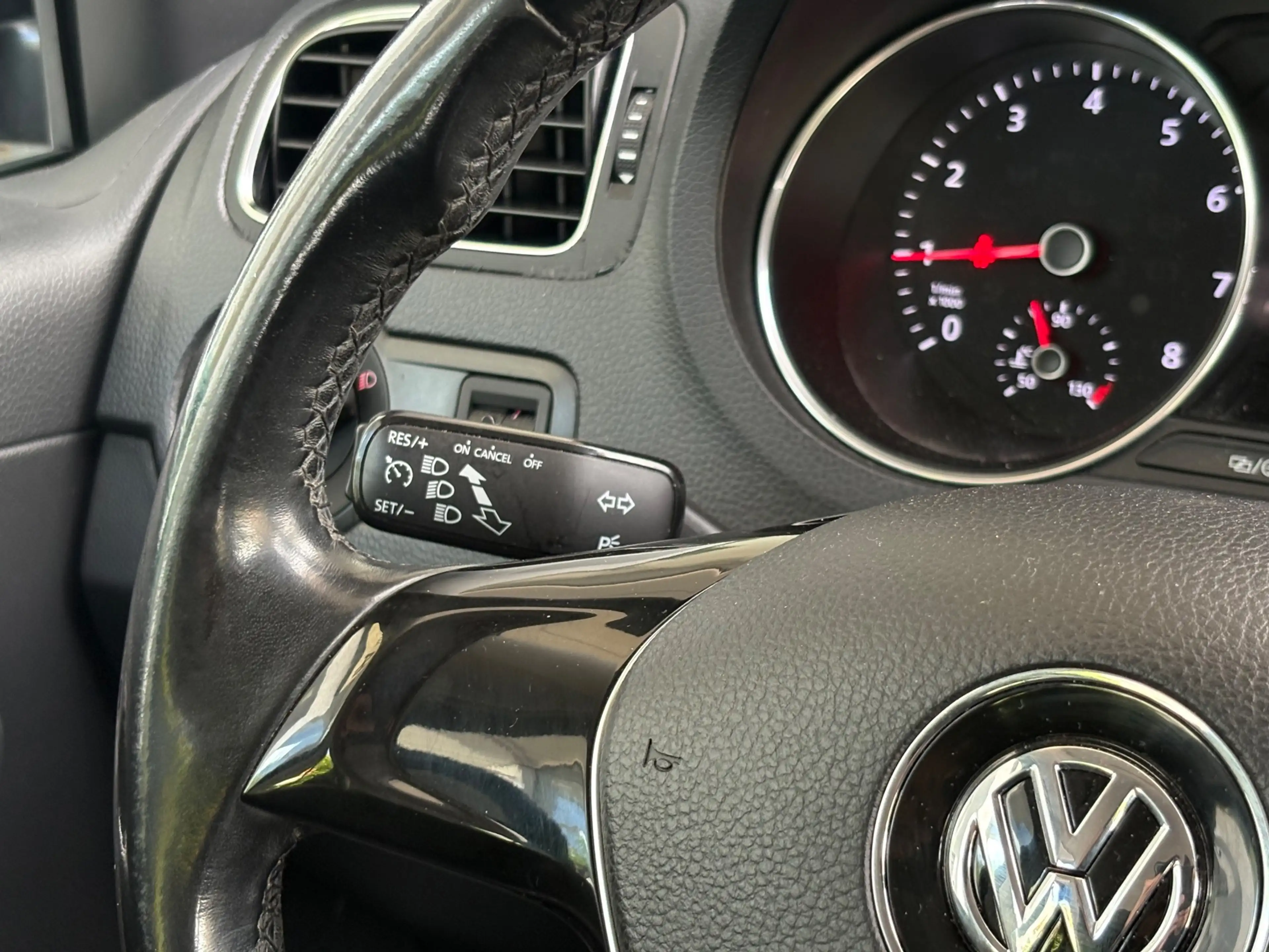 Volkswagen Polo 1.0 BlueMotion|CarPlay|Distr.VV|Cruise| — photo 13