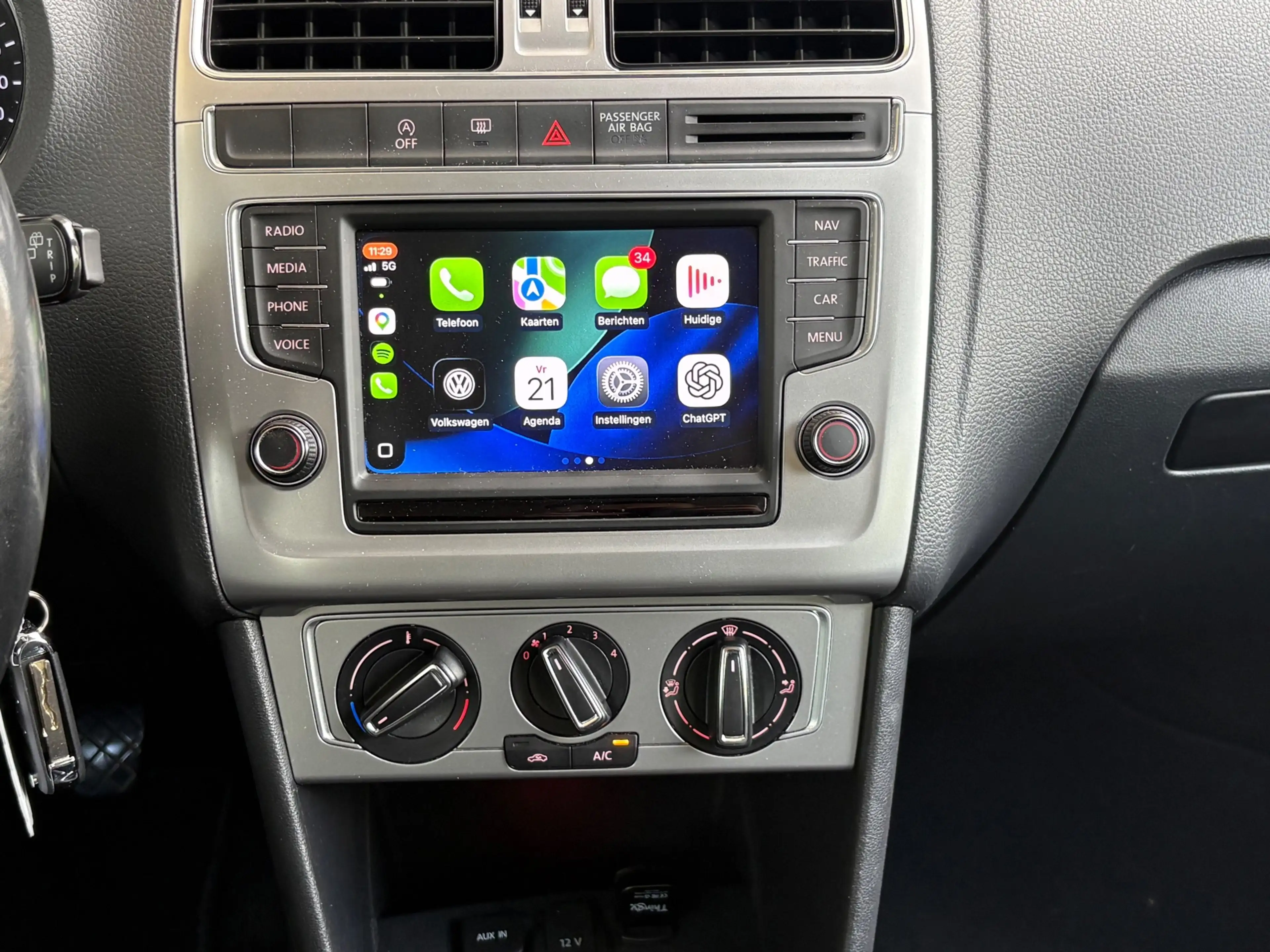 Volkswagen Polo 1.0 BlueMotion|CarPlay|Distr.VV|Cruise| — photo 10