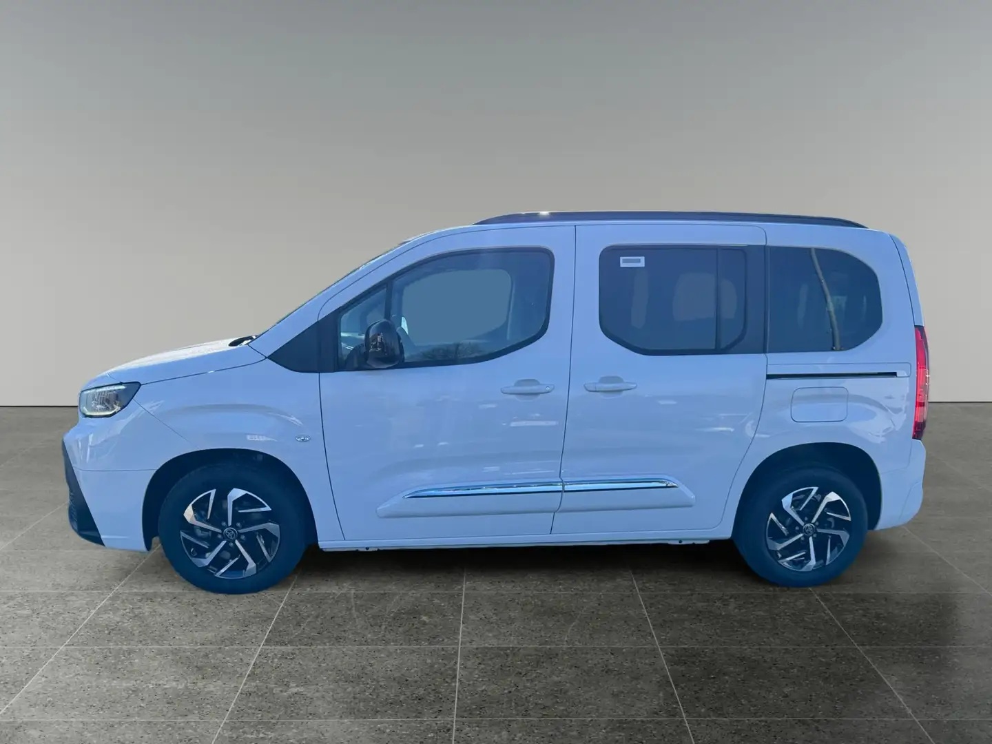 Toyota Proace City Verso 1,5l 100PS Family L1 Blanc - 2