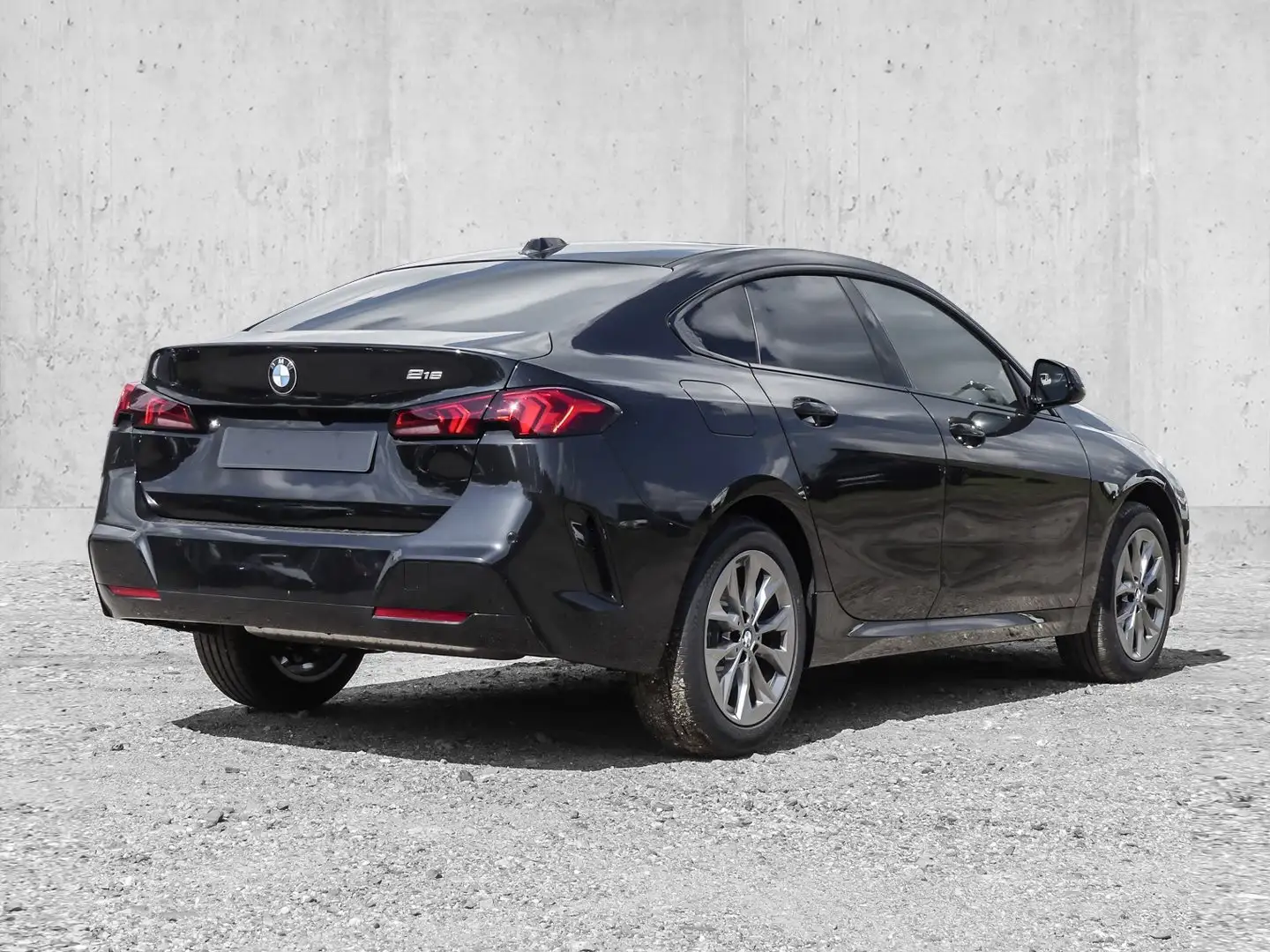 BMW 216 PANO DA PA RFK PDC Navi Klima DAB Černá - 2