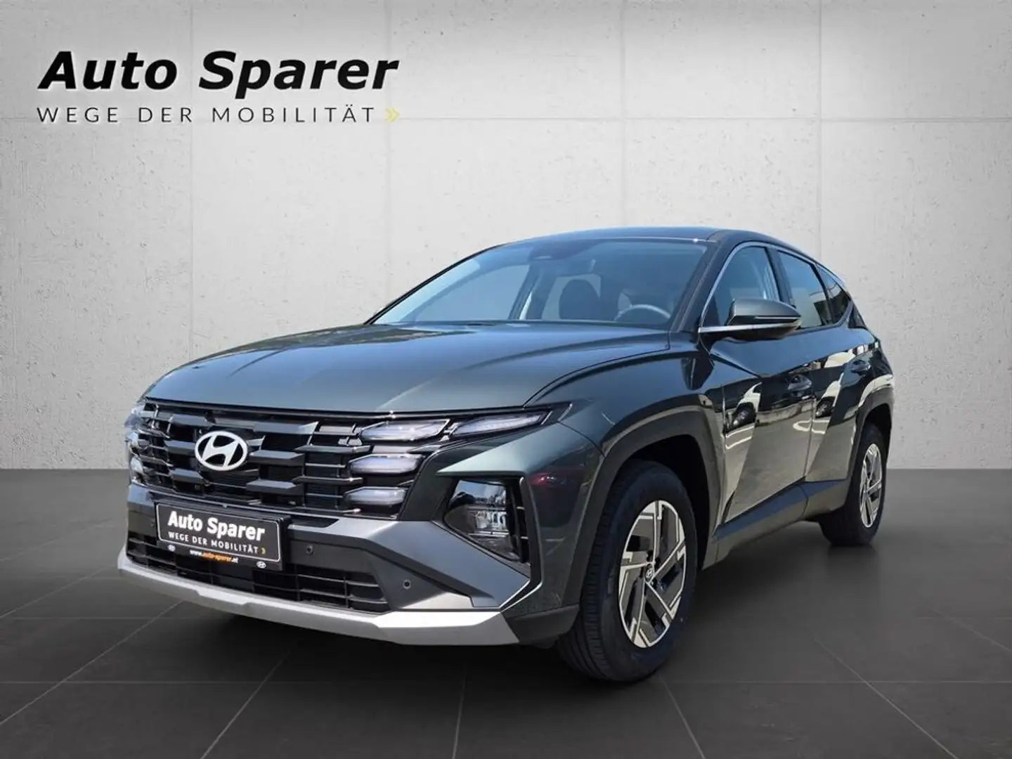 Hyundai TUCSON TUCSON NX4 Smart Line 1,6 T-GDi 2WD 6MT Grün - 1