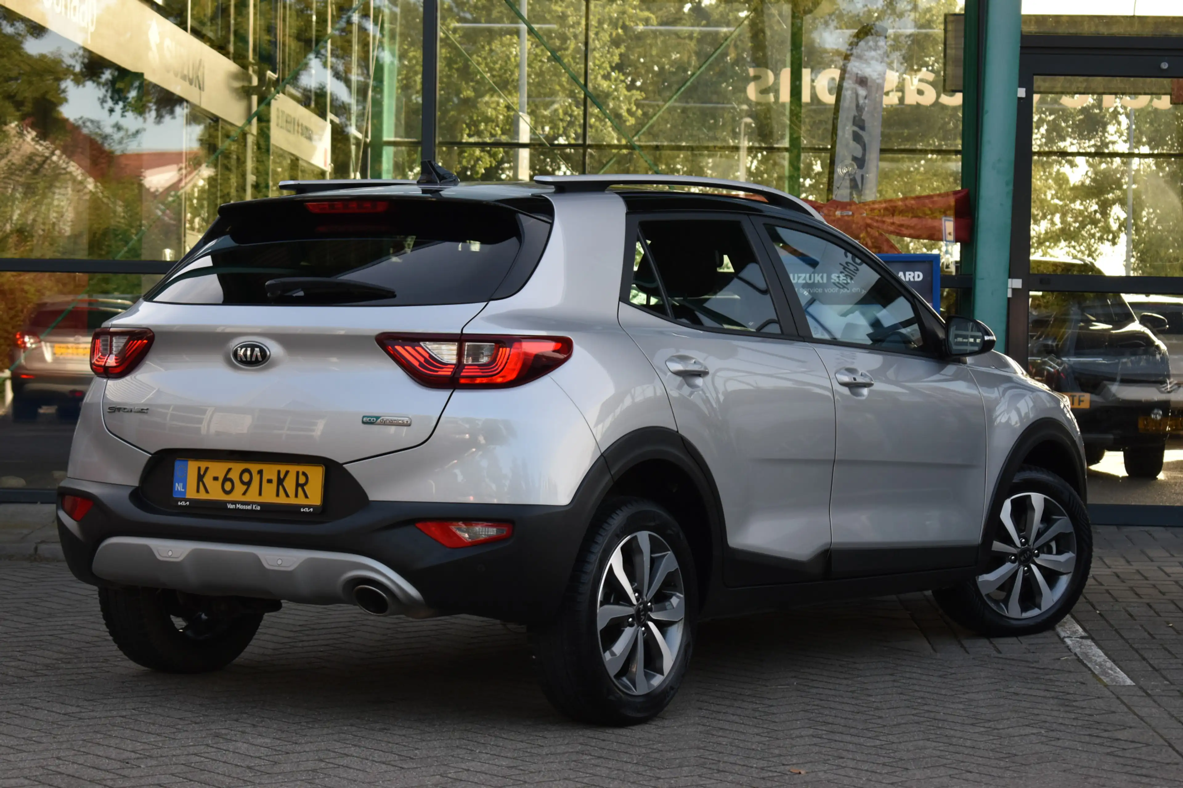 Kia Stonic 1.0 T-GDi MHEV DynamicPlusLine 100pk | electronic — photo 3