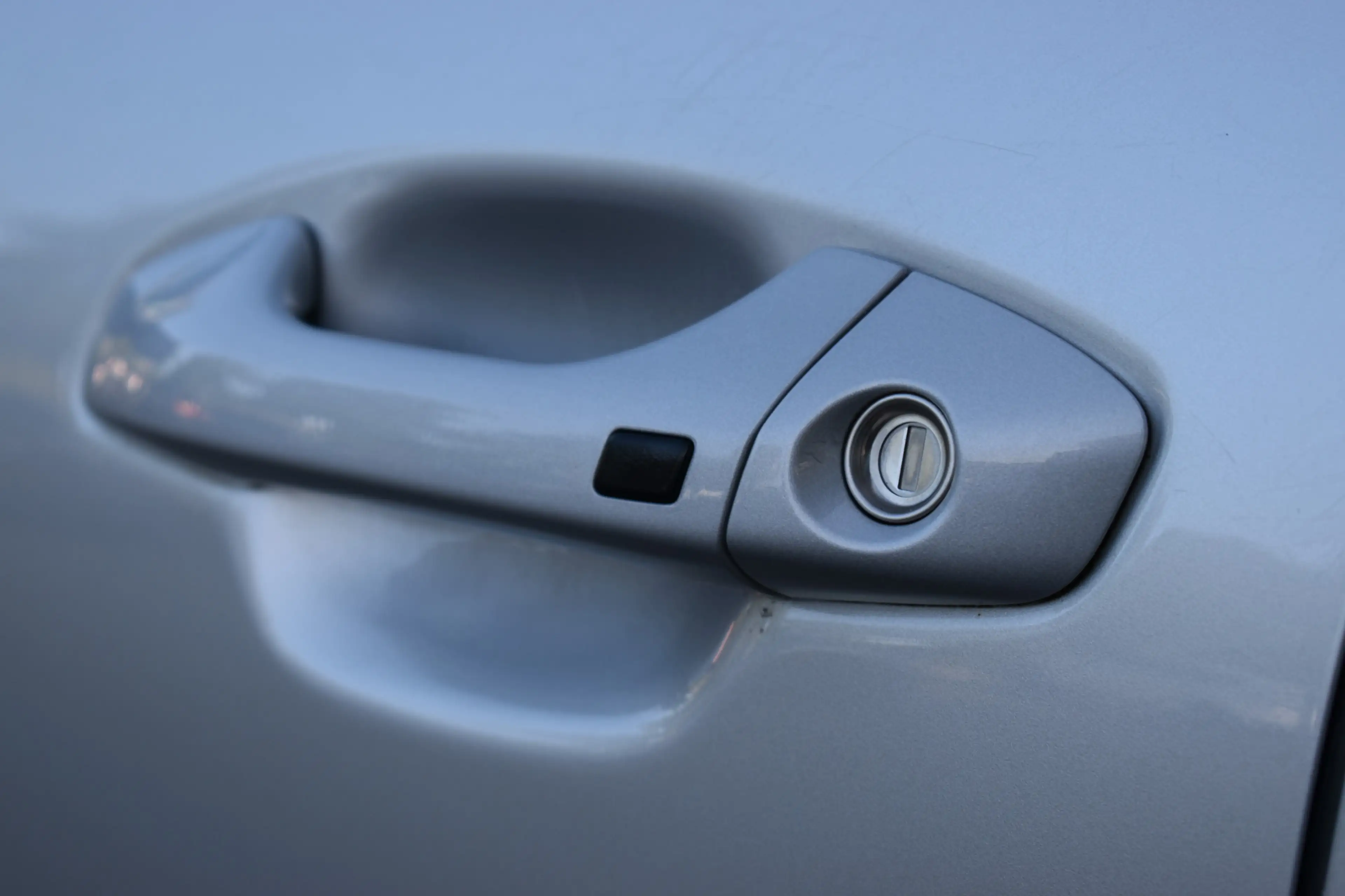 Kia Stonic 1.0 T-GDi MHEV DynamicPlusLine 100pk | electronic — photo 5
