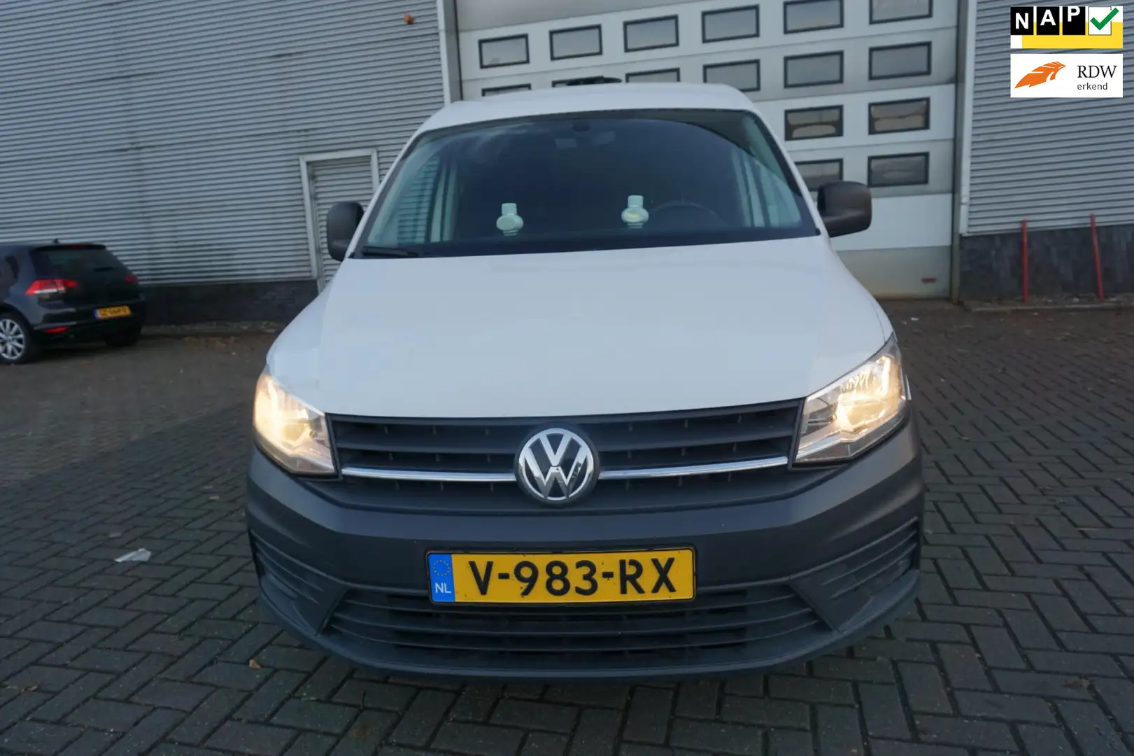 Volkswagen Caddy 2.0 TDI L1H1 BMT Comfortline /NAVI / NAP / AIRCO - 1