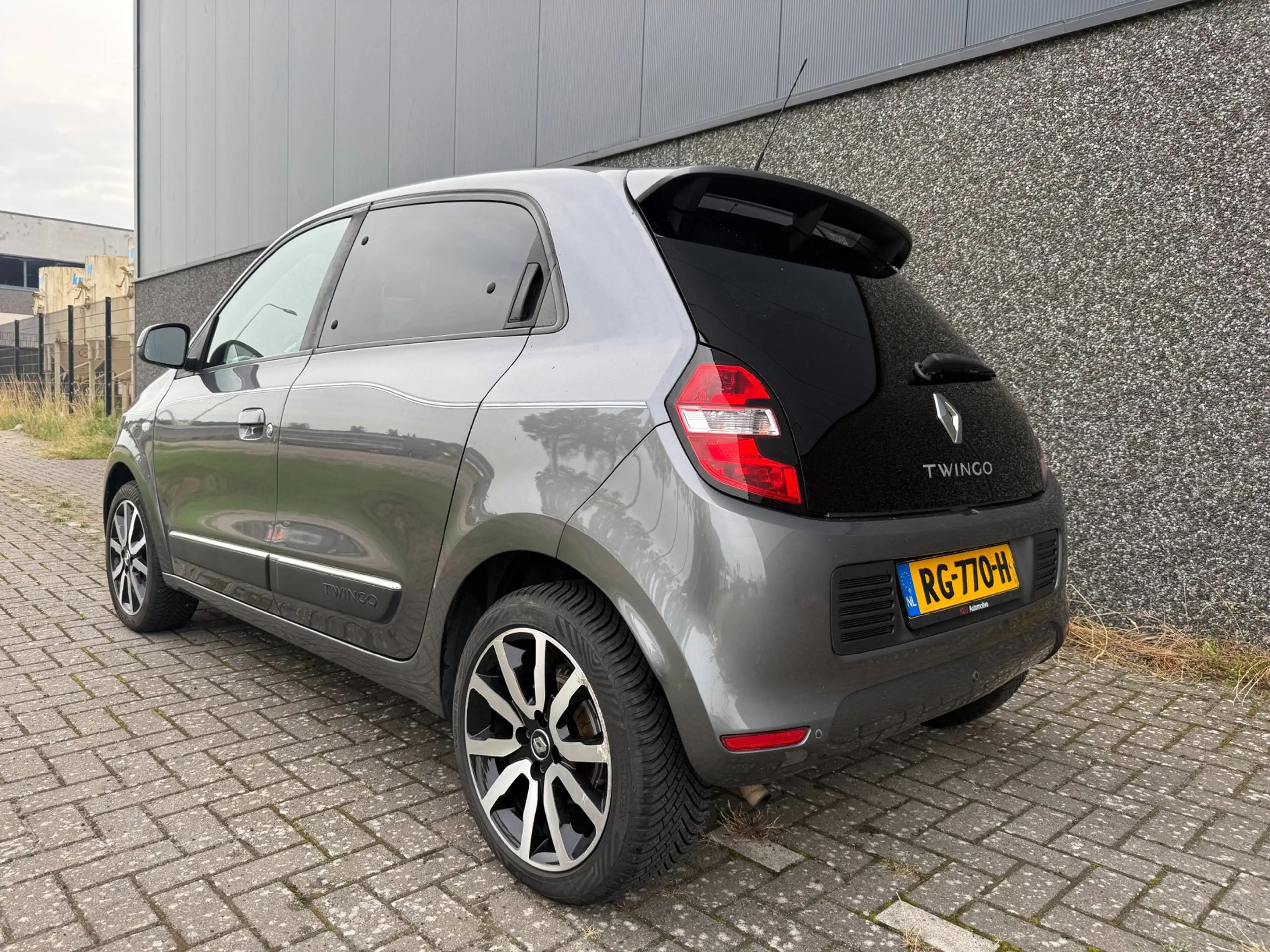 Renault Twingo 0.9 TCe Intens/CLIMA/CRUISE/PDC/Nieuwe APK en beur — photo 10