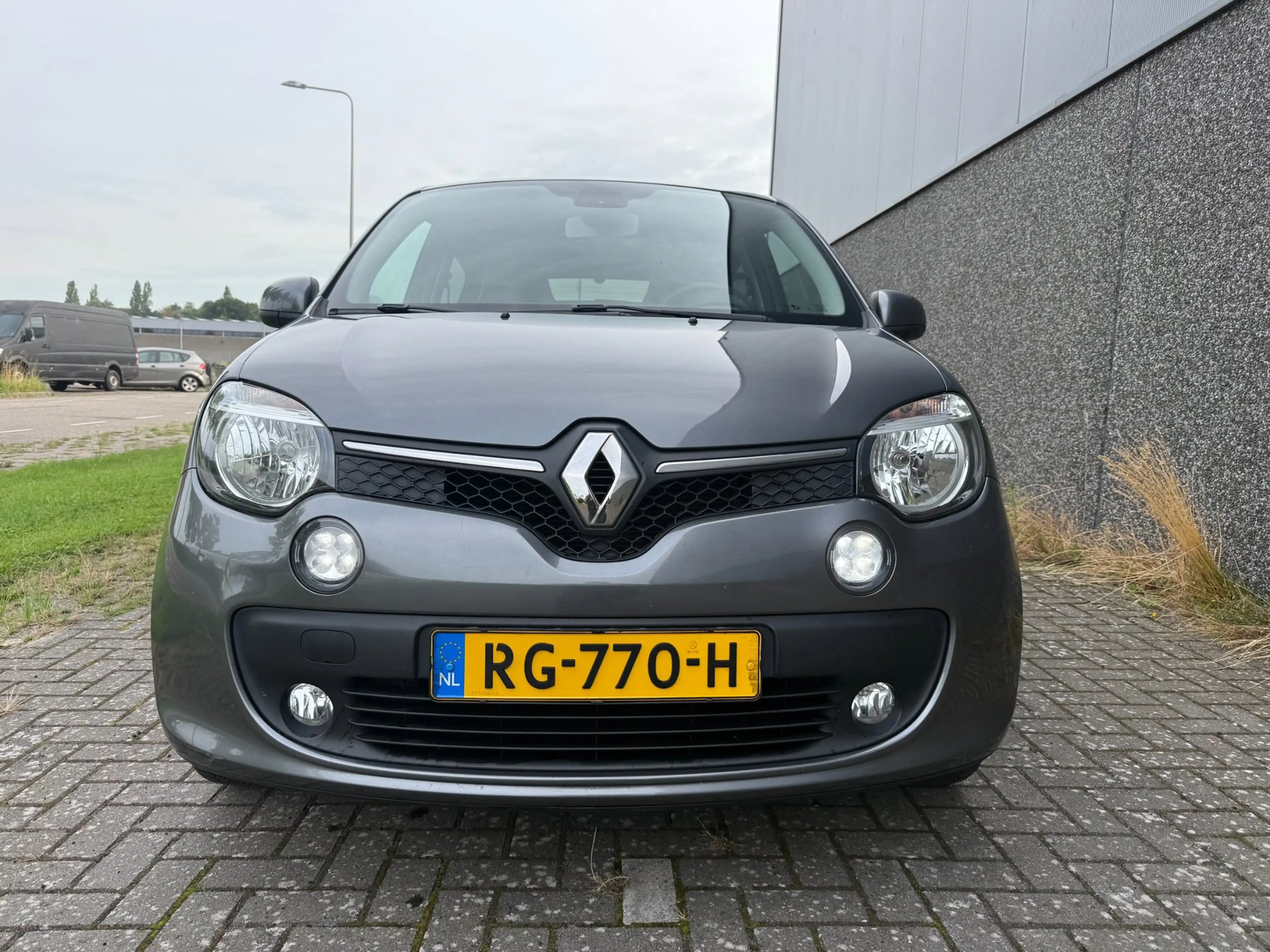 Renault Twingo 0.9 TCe Intens/CLIMA/CRUISE/PDC/Nieuwe APK en beur — photo 3