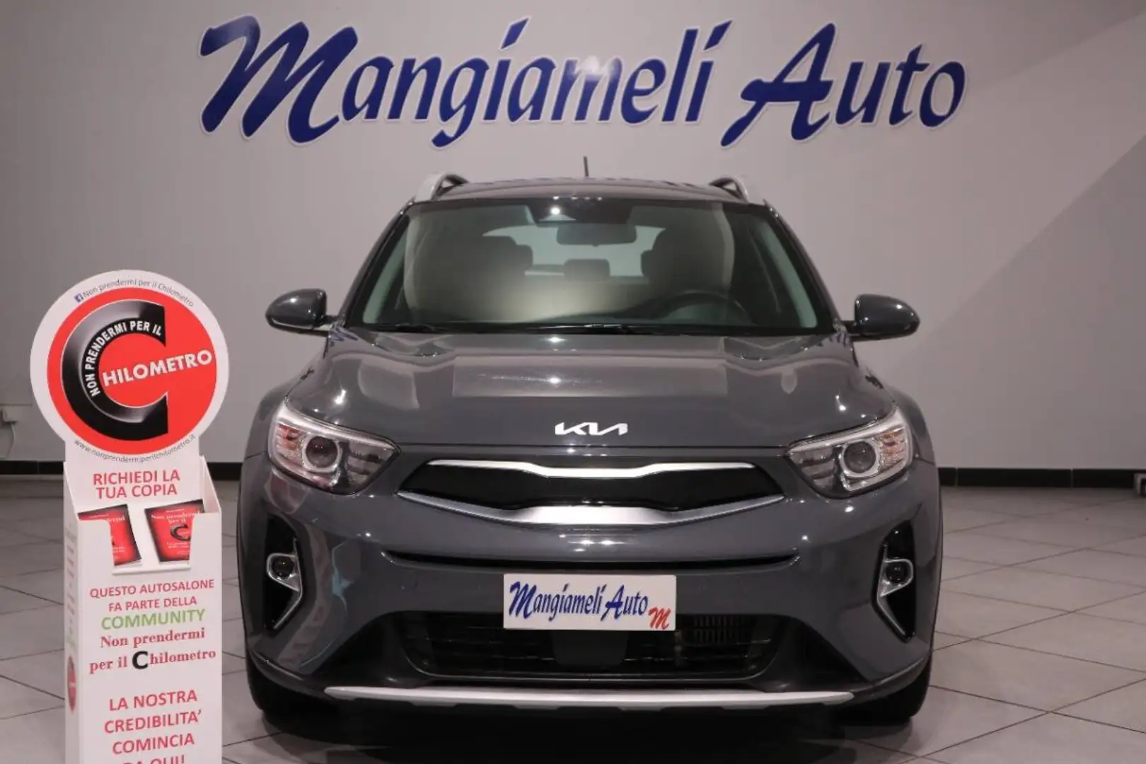 Kia Stonic 1.0 t-gdi mhev Style 100cv imt Grigio - 2