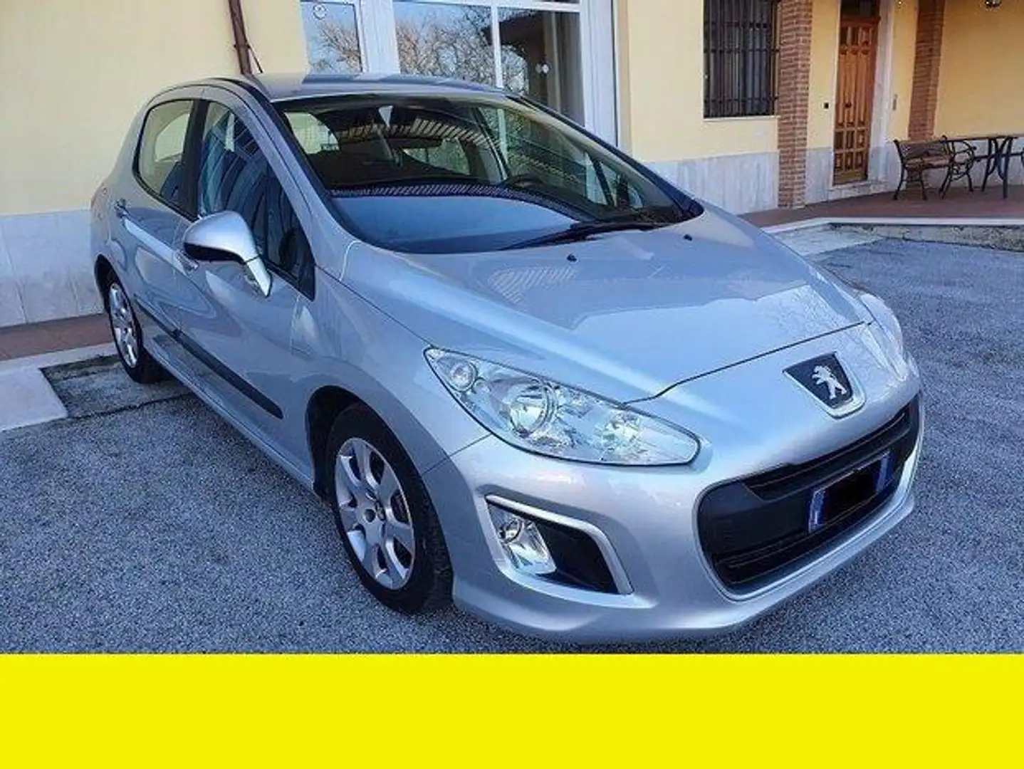 Peugeot 308 - 1