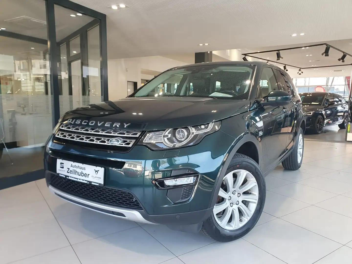 Land Rover Discovery Sport TD4 HSE *7-Sitz*AHK*Navi*Shz* Verde - 1
