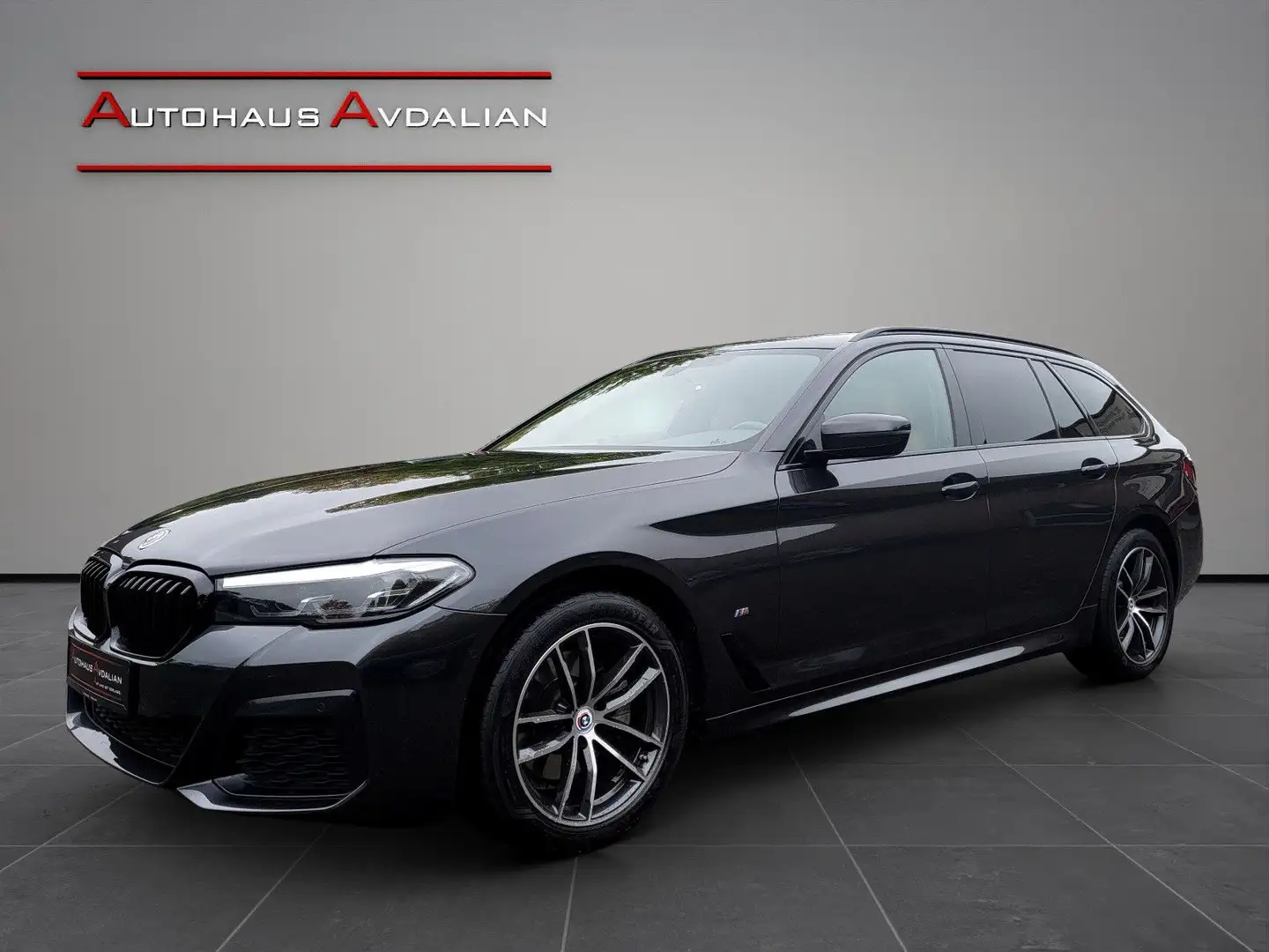 BMW 520 d Touring M Sport R-KAM|SHADOW-LINE|BUSINESS Gris - 1