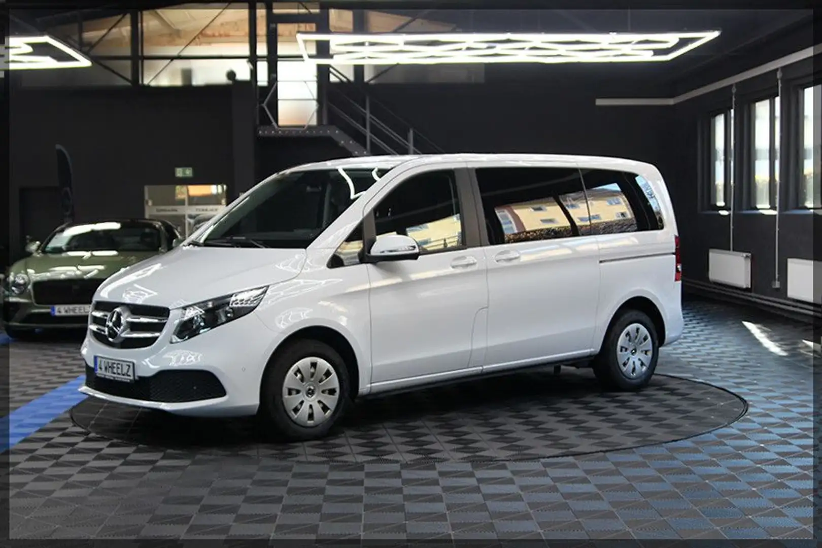 Mercedes-Benz V 220 d RISE NAVI / CAM / SITZH. Weiß - 2