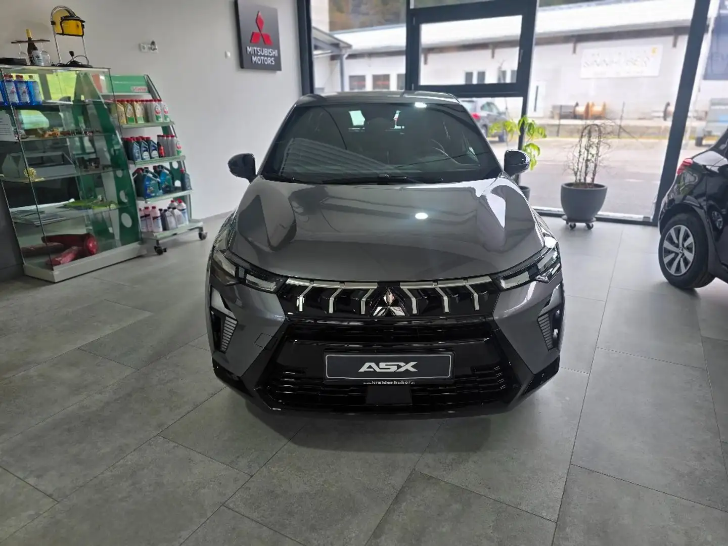 Mitsubishi ASX Mitsubishi ASX 1,0 Petrol Inform 25 Grau - 1