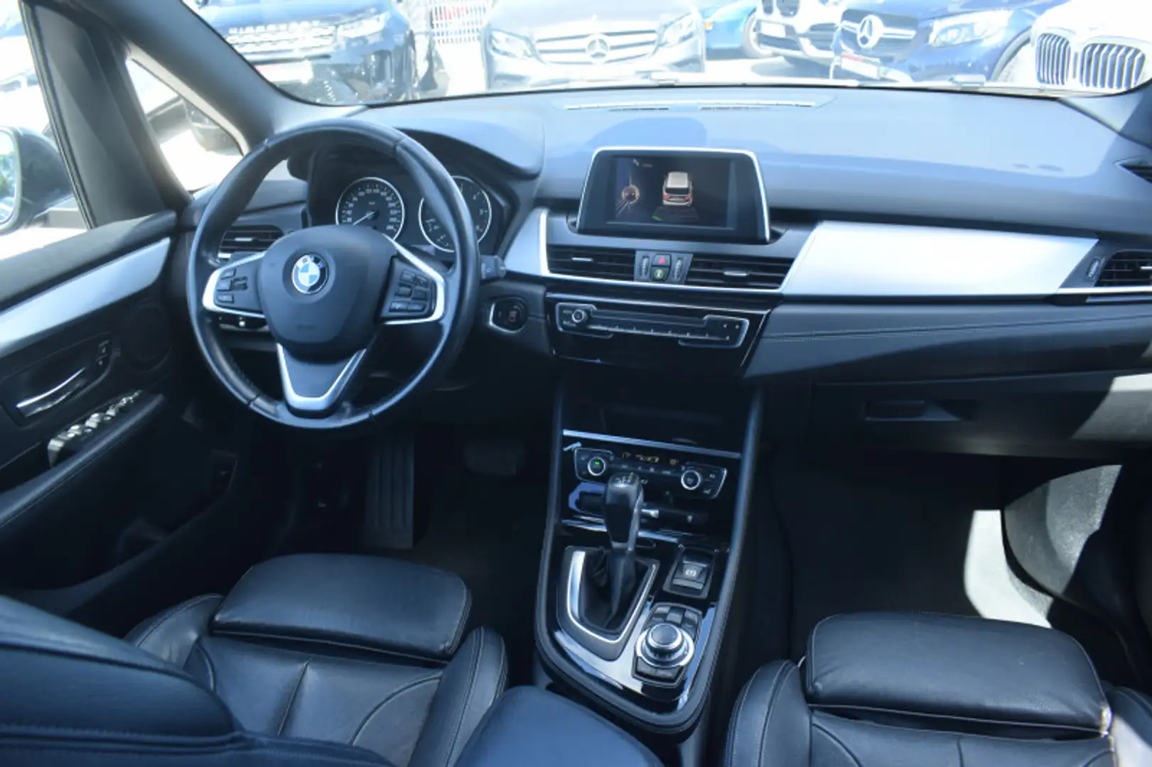 BMW 218 (F46) 218DA 150CH SPORT Bleu - 2