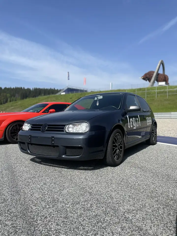 Volkswagen Golf, foto 1