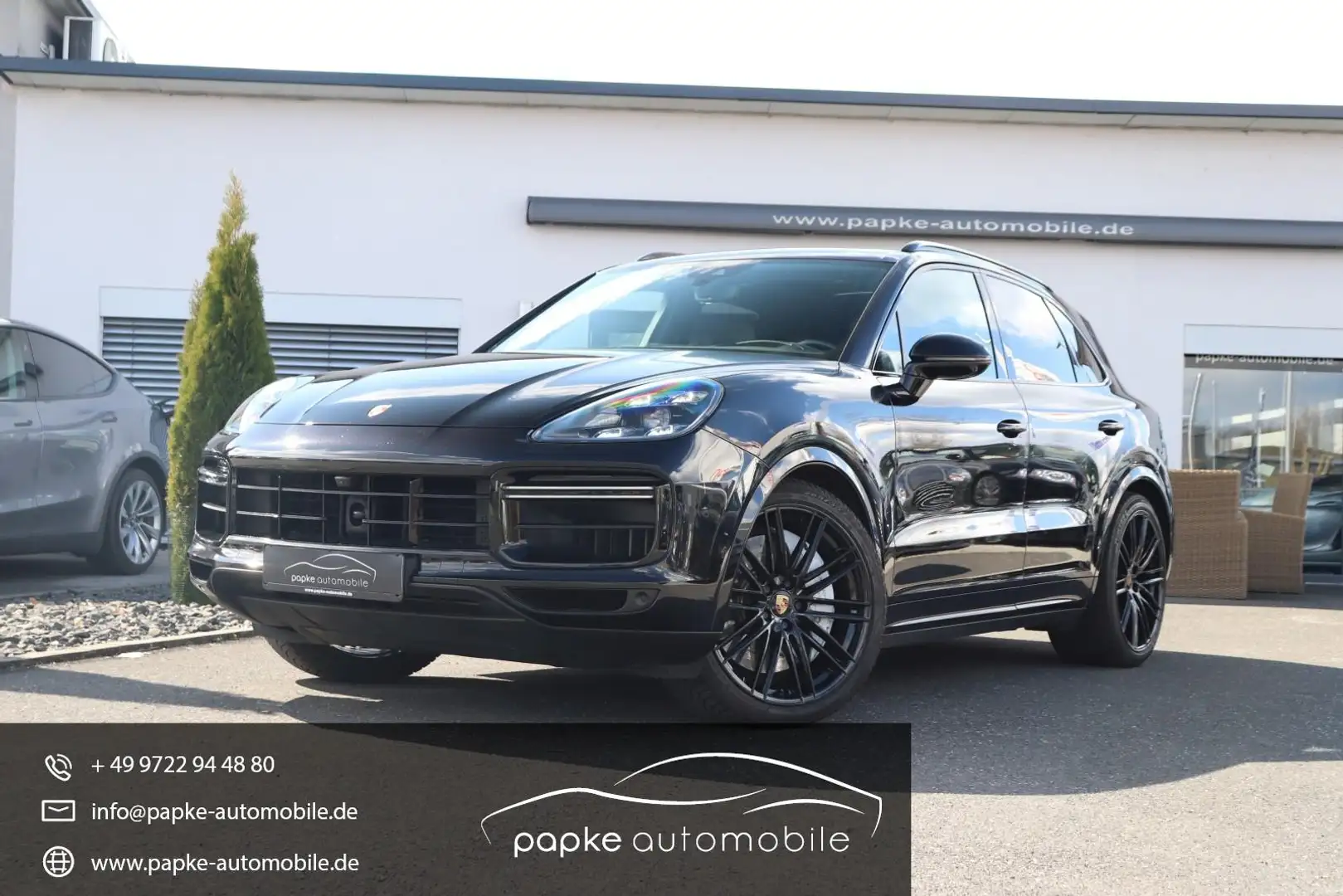 Porsche Cayenne Turbo +PANO+HEAD-UP+CHRONO+SPORT-ABGAS++ Schwarz - 1