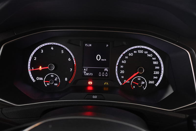 Volkswagen T-Roc 1.5 TSI Sport 150PK, Automaat, Apple carplay, Clim — photo 16