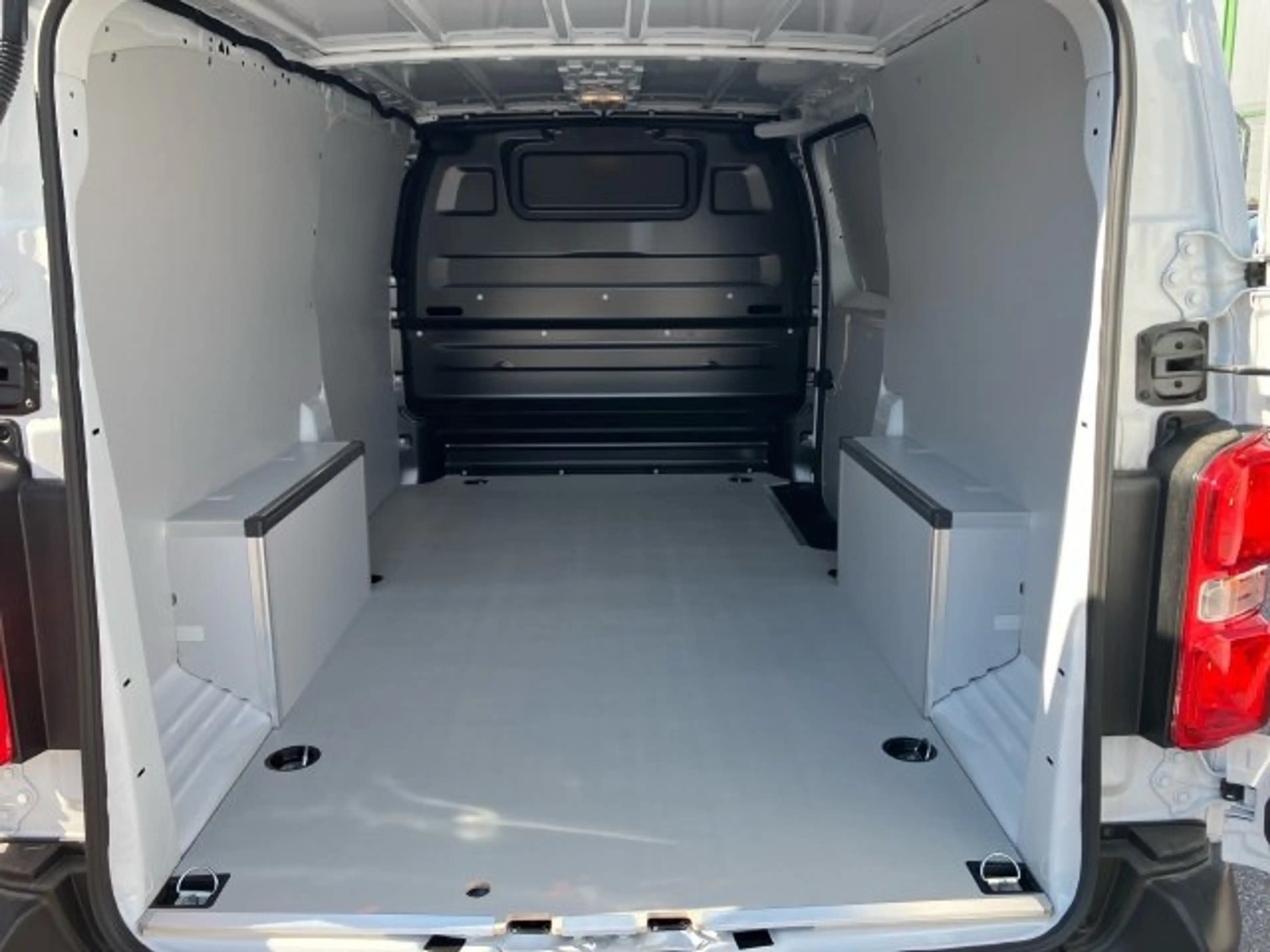 Fiat Scudo KW Länge XL Diesel 120 Manuell — photo 13