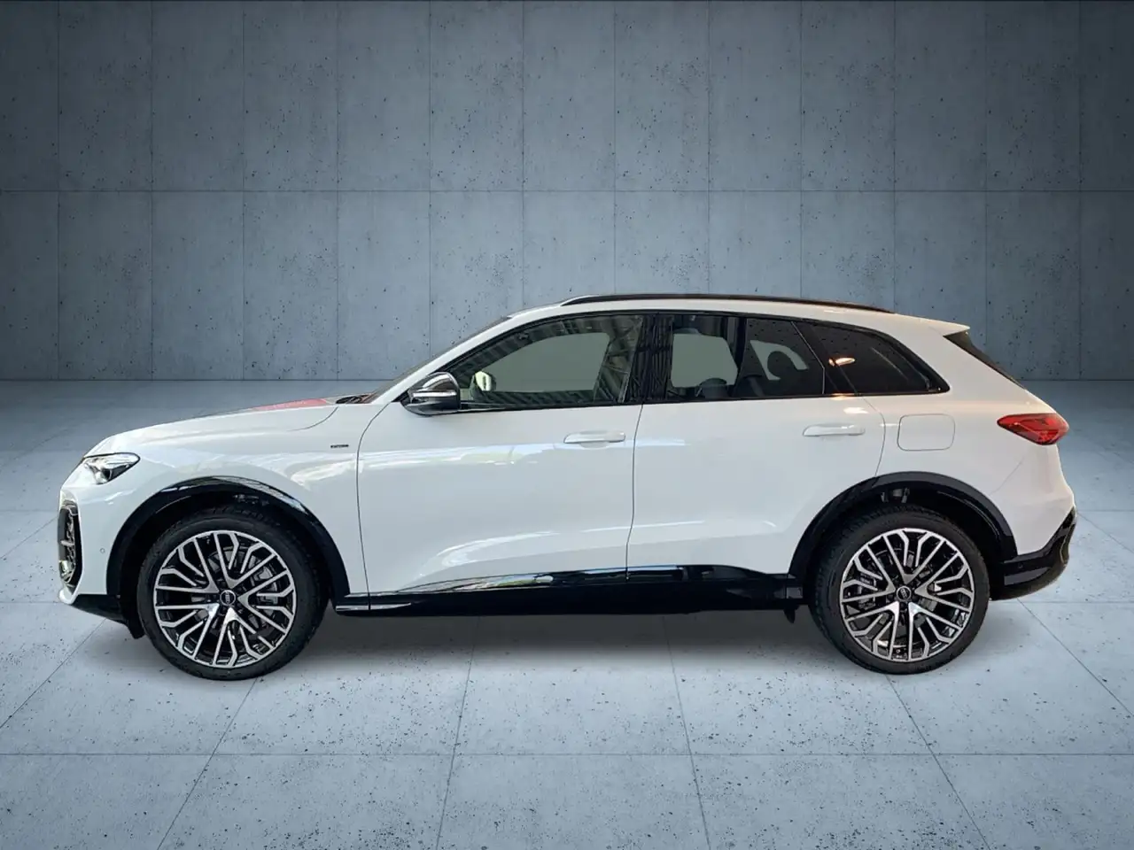Audi Q5 e-hybrid quattro Luft/Pano/B&O/TechPro/AHK/21 2