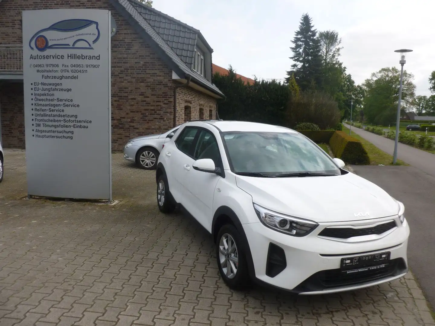 Kia Stonic Edition 7 Emotion Paket Weiß - 1
