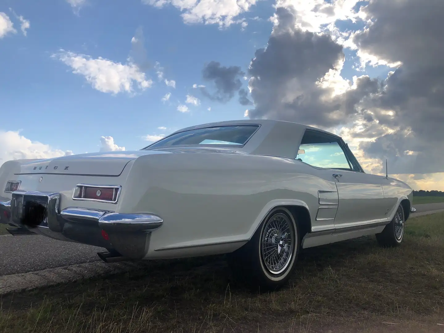 Buick Riviera V8 lpg automaat Weiß - 2