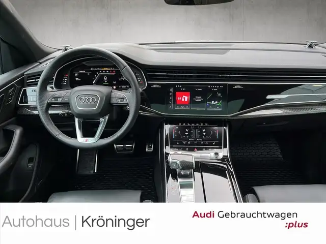 Audi SQ8 view 13
