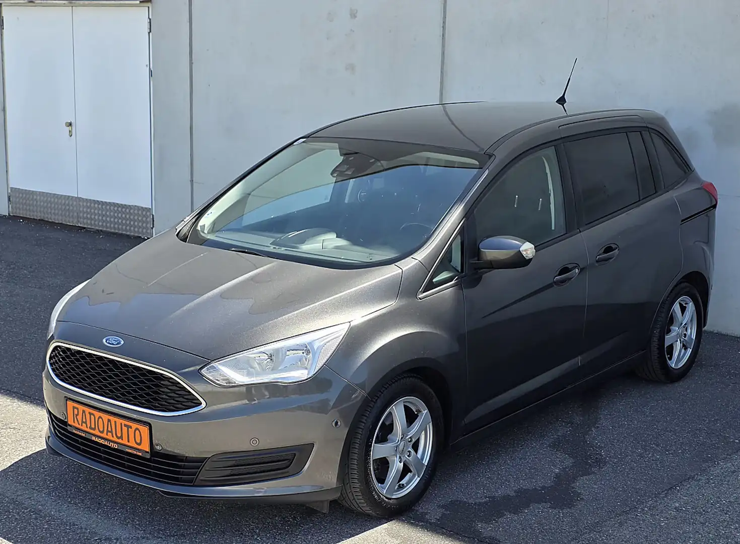 Ford Grand C-Max Grand C-MAX Trend 1,0 EcoBoost**ERSTBESITZ***NE... Grau - 1