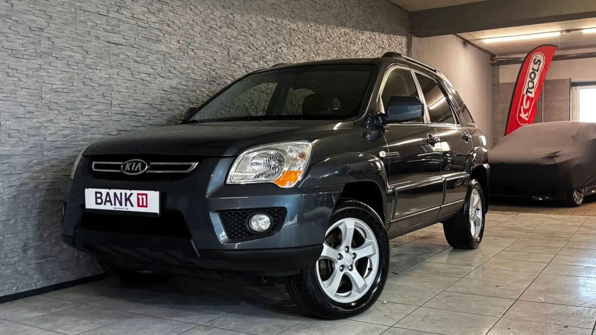Kia Sportage 2.0 CRDi 4WD EX LEDER*KLIMA*AHK*1.HAND! Gri - 1
