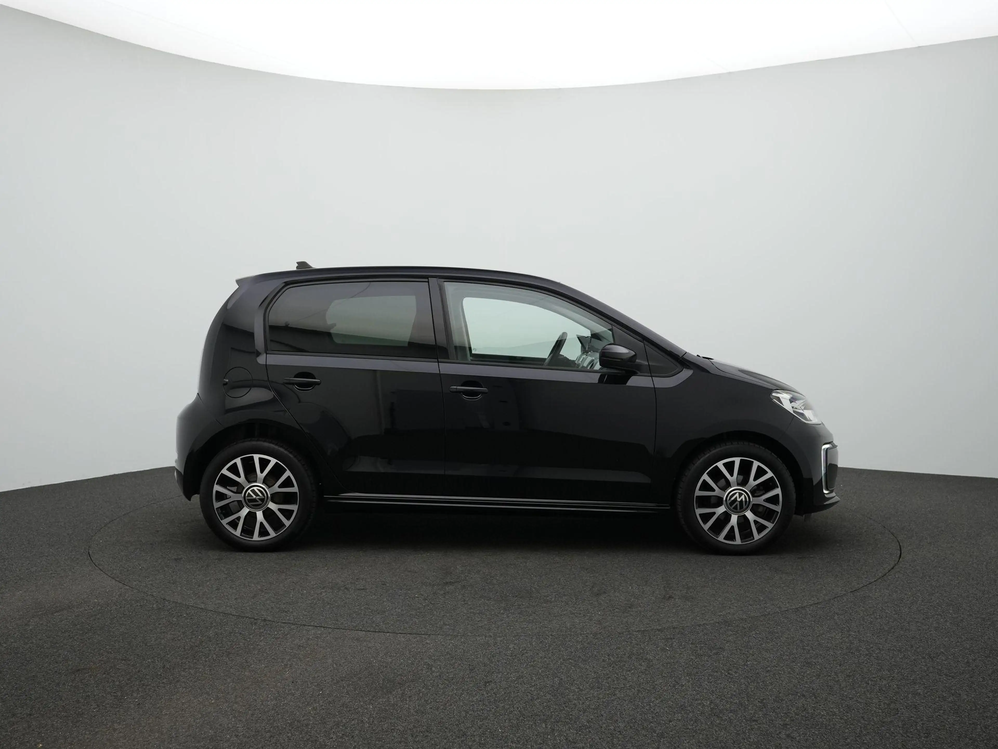 Volkswagen e-up! E-Up Style 61kW 75pk | Achteruitrijcamera | Lichtm — photo 4