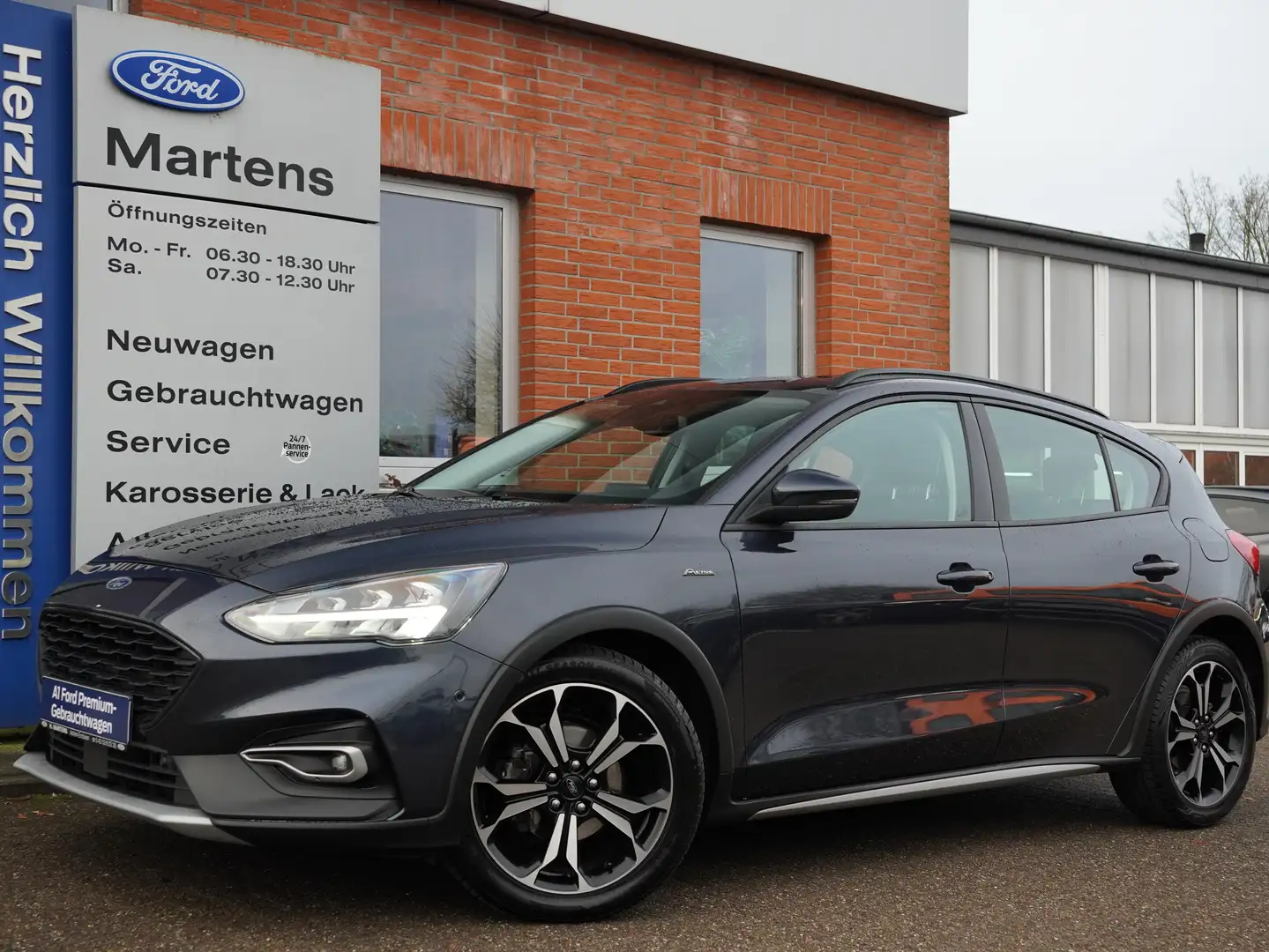Ford Focus Active 1,0L 125PS EcoBoost | Winterpaket Blau - 1