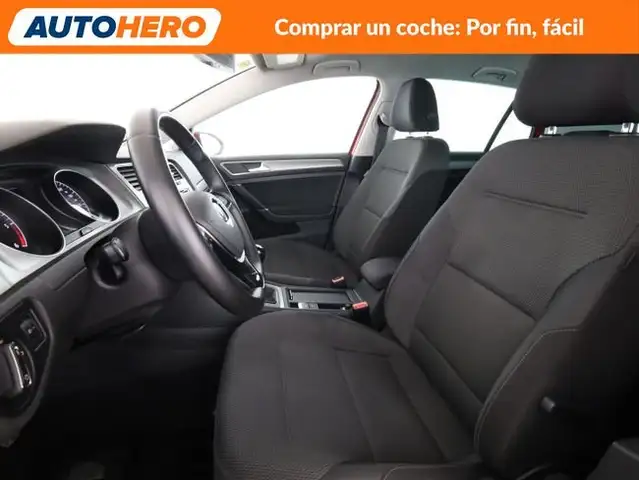 Volkswagen Golf view 11