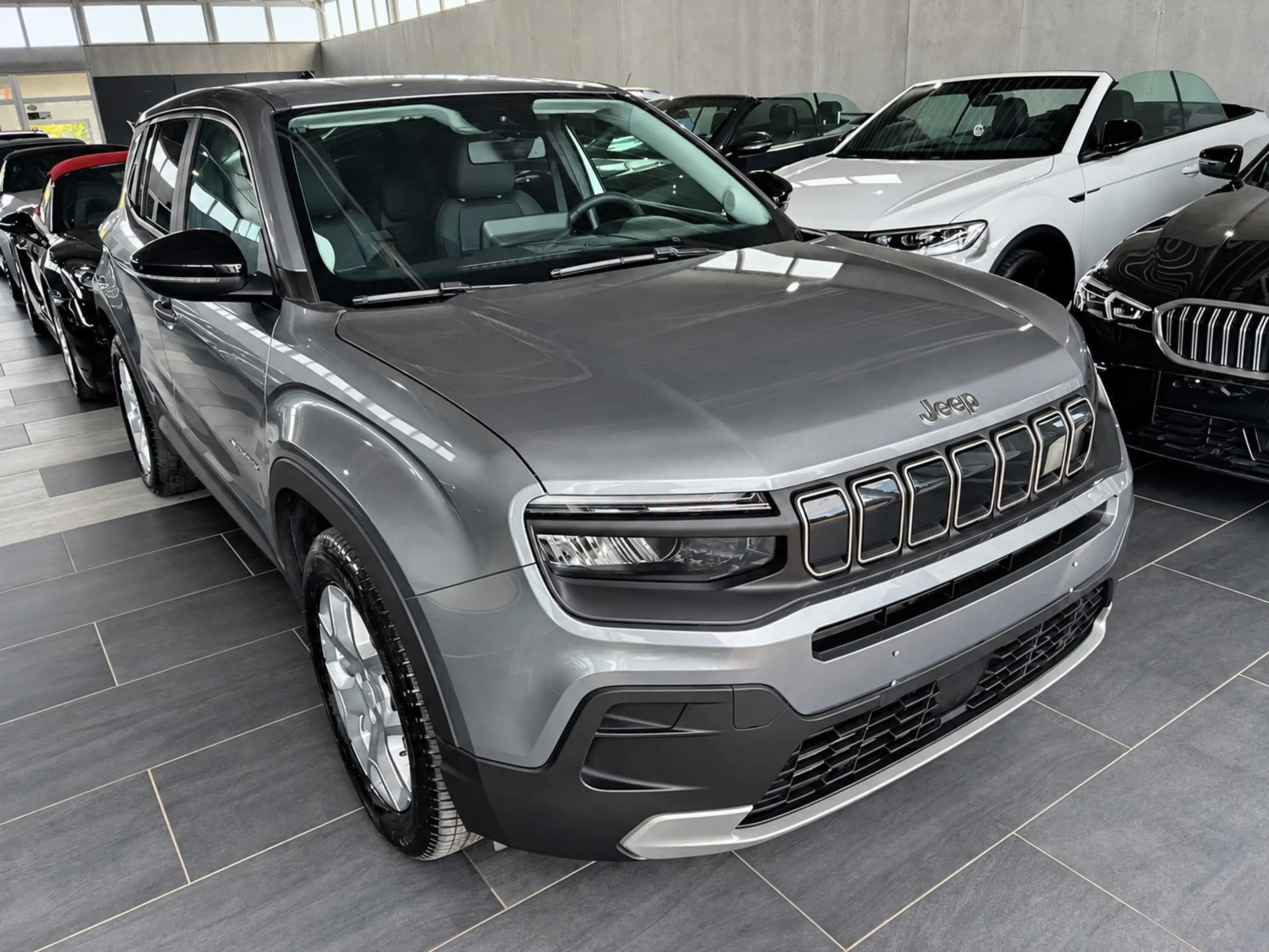 Jeep Avenger Altitude / NAVIGATION / CAMERA / LED / FULL — photo 3