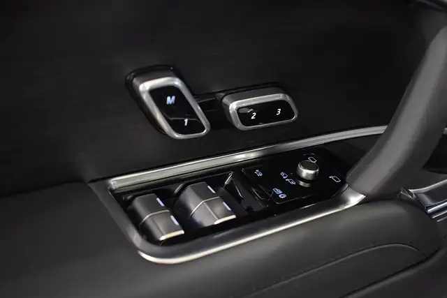 Land Rover Range Rover P460e PHEV AWD HSE Aut. *ALL BLACK* Ansicht 12