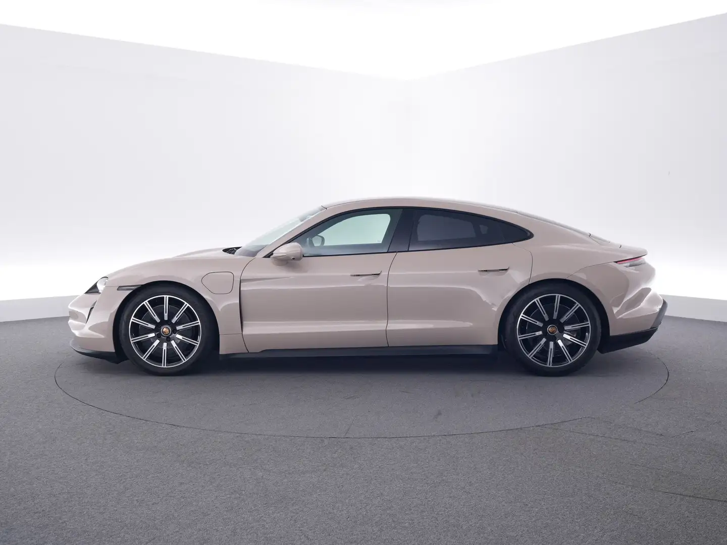 Porsche Taycan Beige - 2