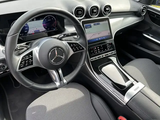 Mercedes-Benz C view 10