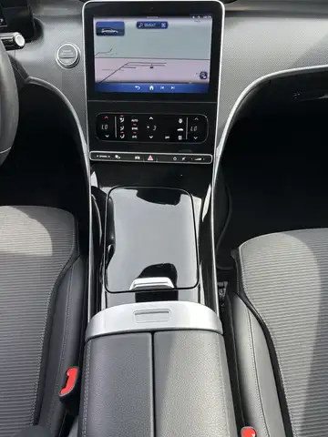 Mercedes-Benz C view 16
