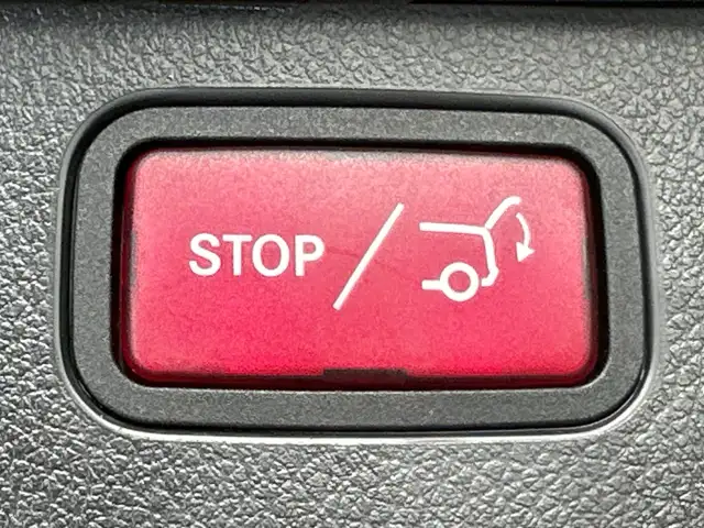 Mercedes-Benz C view 7