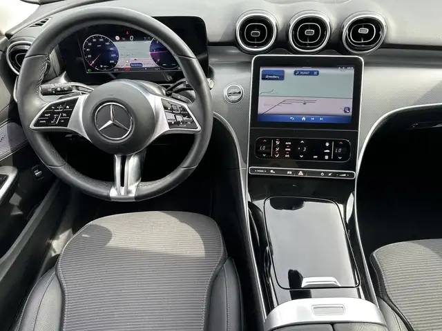 Mercedes-Benz C view 14