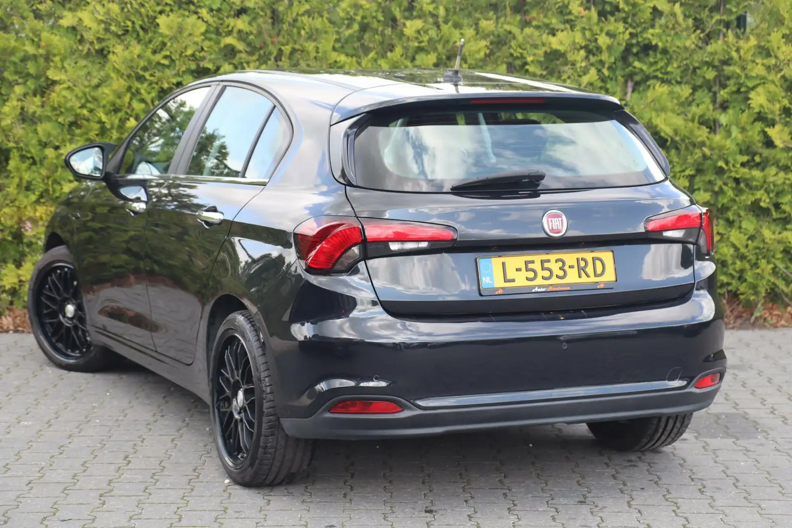 Fiat Tipo 1.4 T-Jet 16v S-Design Airco|NAvi|Lmv|Pdc|Led Noir - 2