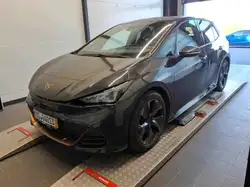 Cupra Born 204PS/62kWh ACC+TOTW+KESSY+RKAM+behLR+SHZ