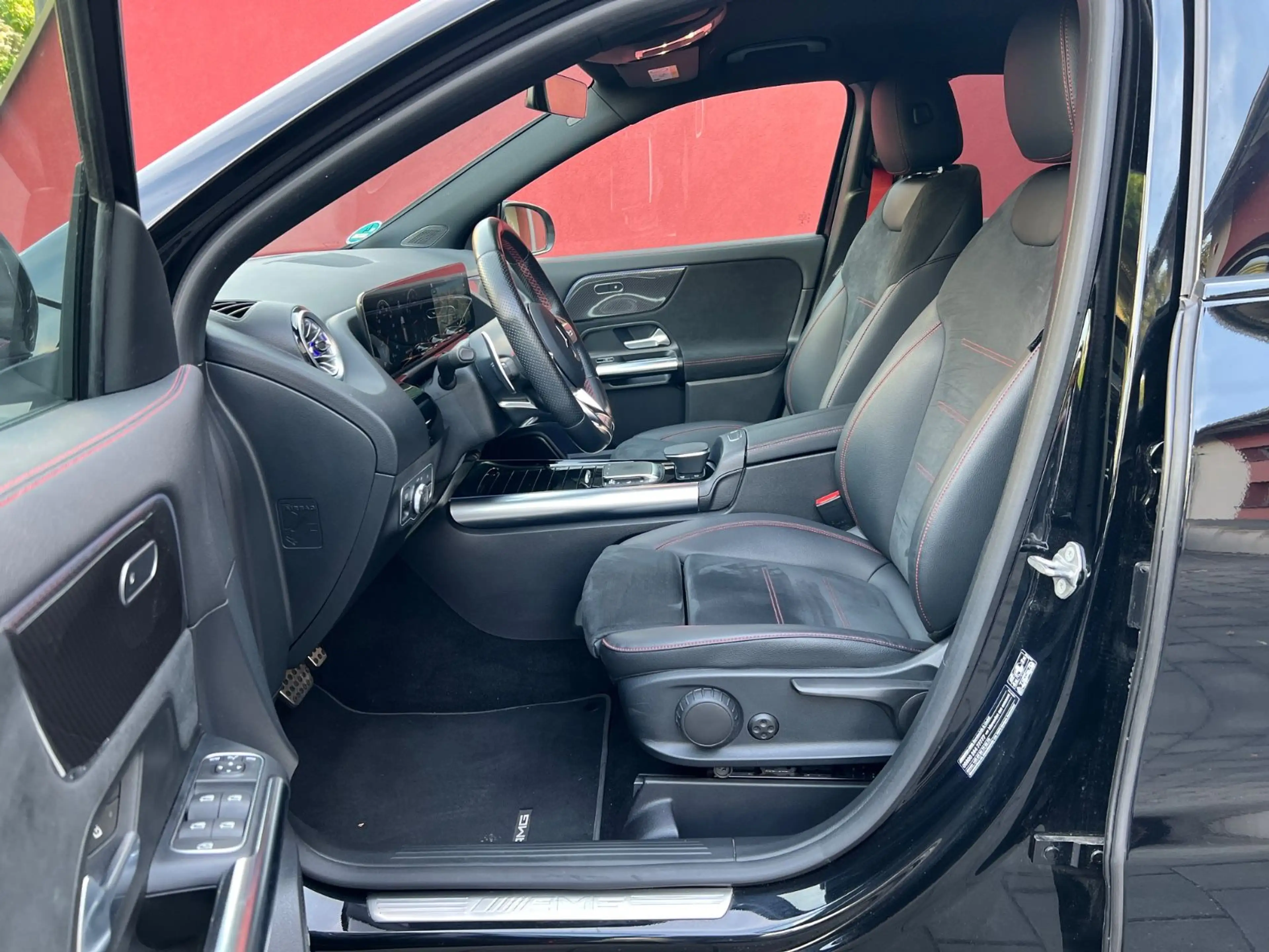 Mercedes-Benz GLA 35 AMG 4M AMG SPEEDSHIFT DCT 8G — photo 14