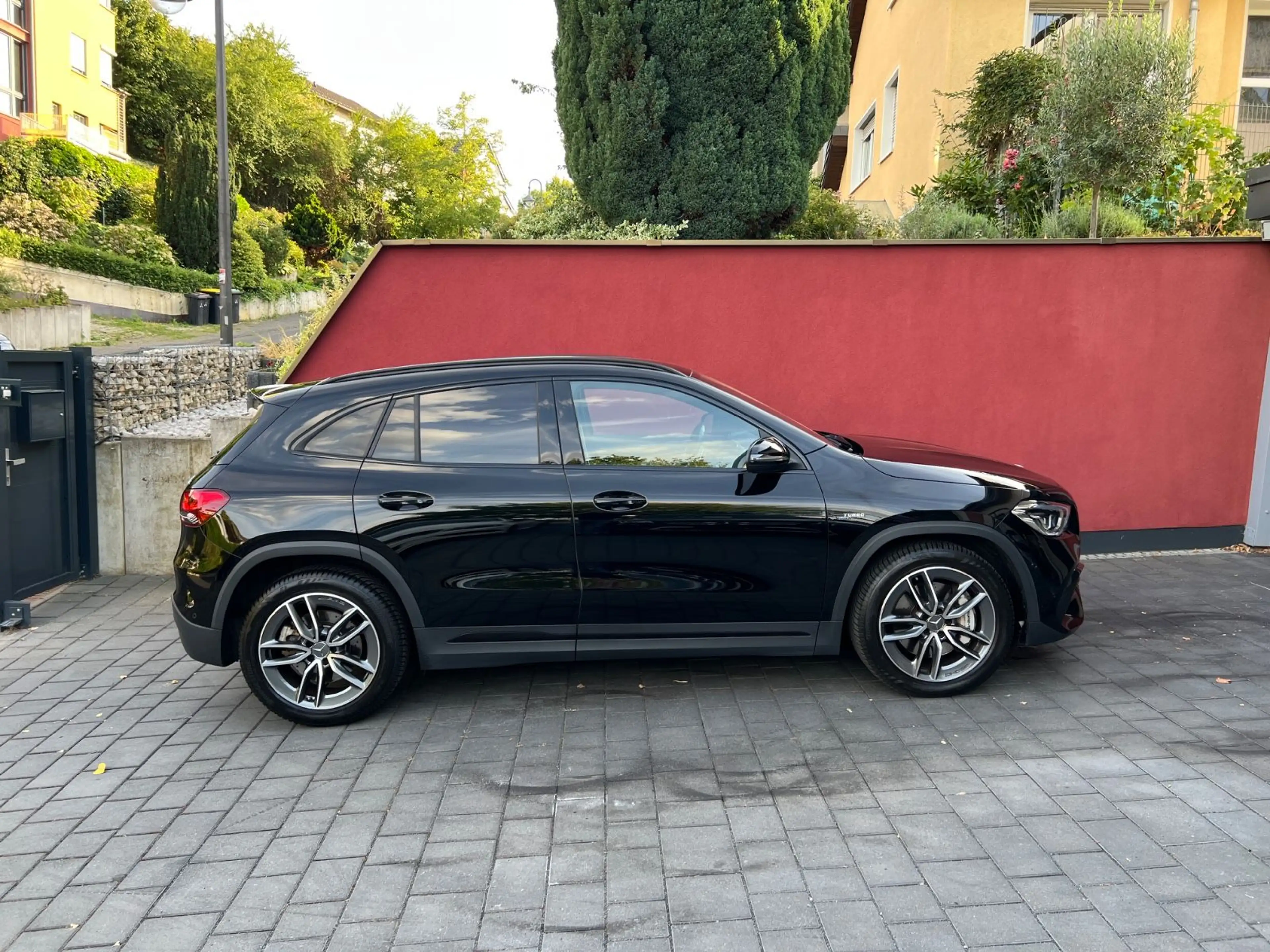 Mercedes-Benz GLA 35 AMG 4M AMG SPEEDSHIFT DCT 8G — photo 8