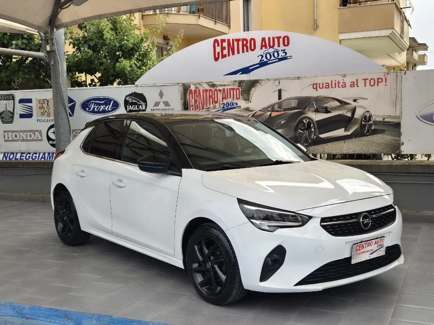 Opel Corsa 1.2 Elegance Bianco - 1
