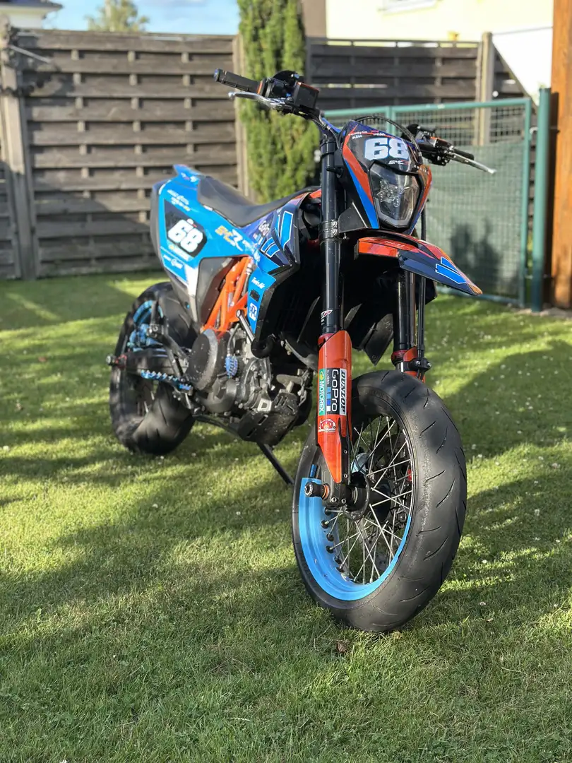 KTM 690 SMC R - 1