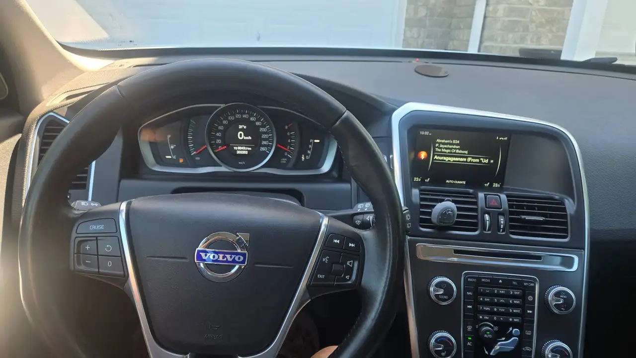 Volvo XC60 photo Volvo XC60