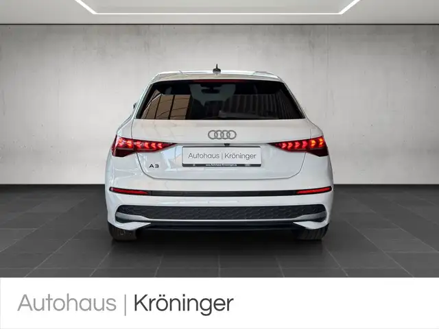 Audi A3 view 6