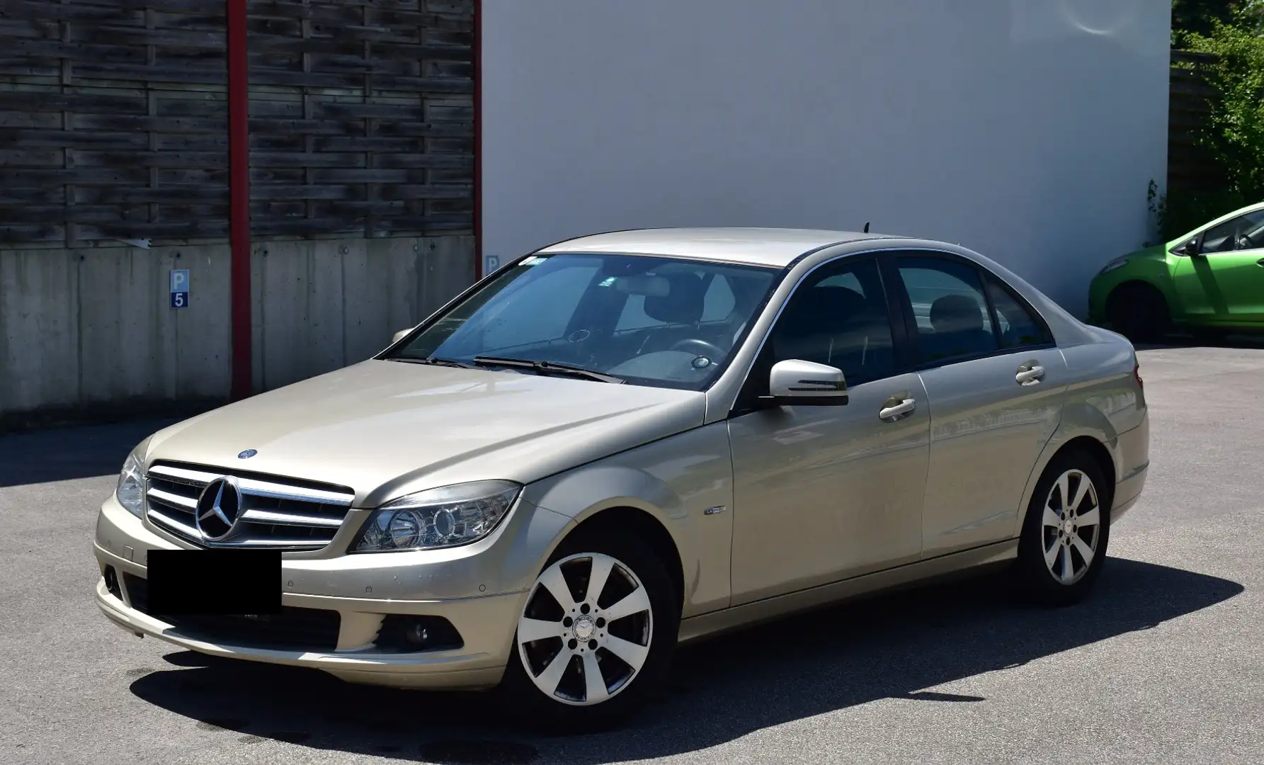 Mercedes-Benz C 180 C 180 CGI Classic BlueEfficiency Aut. Classic Beige - 1