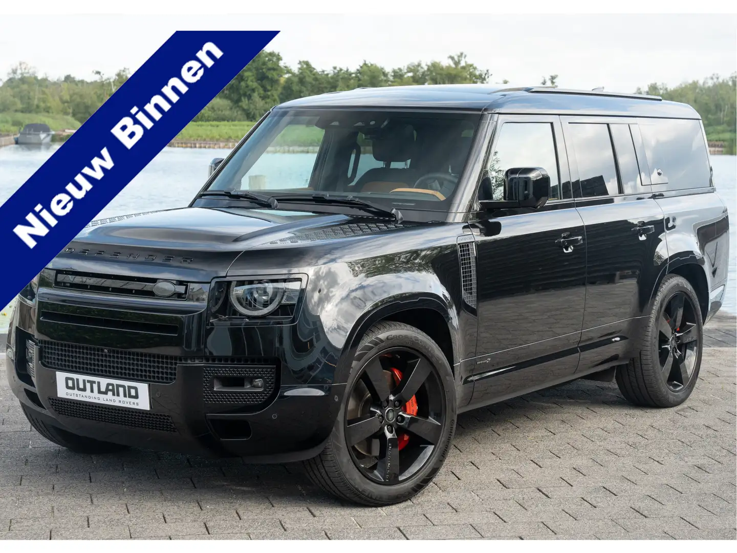 Land Rover Defender 130 P400 X | 8-persoons | X-versie | Full Options Zwart - 1